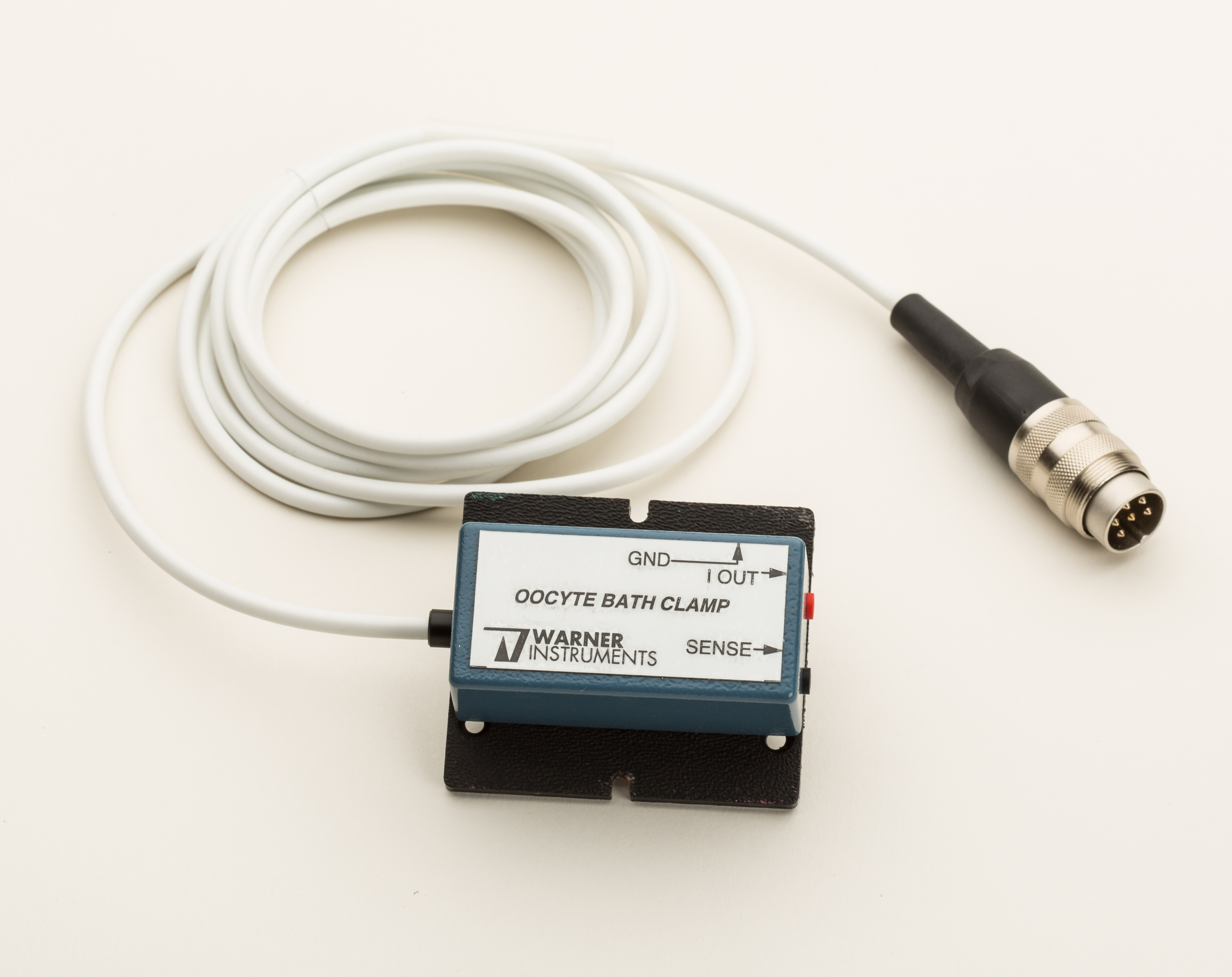 OC-725 bath clamp headstage