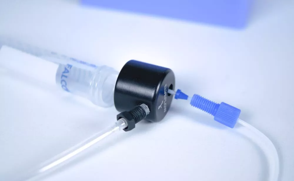 04 microfluidic reservoir elveflow microfluidics