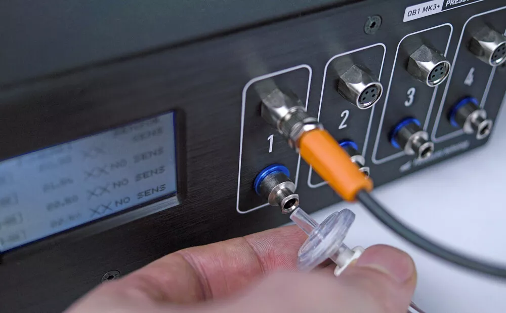 03 ob1 mk3 pressure controller elveflow microfluidics 1