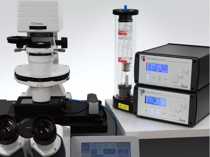 ibidi stage top incubator slidedish co2 silver line 1