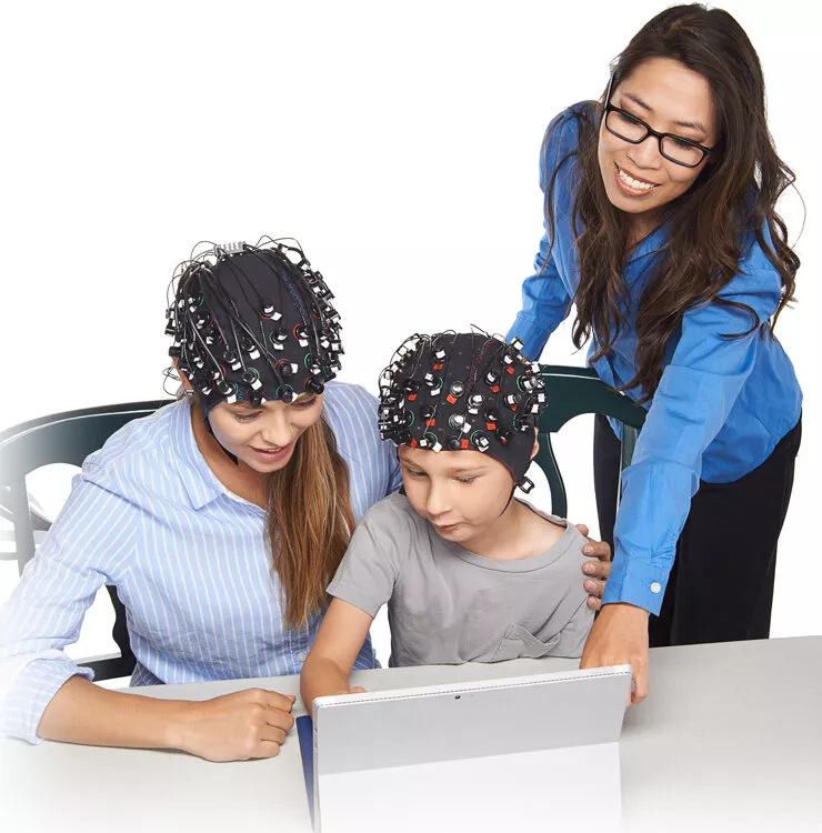 hyperscanningwithscientist allthree faded